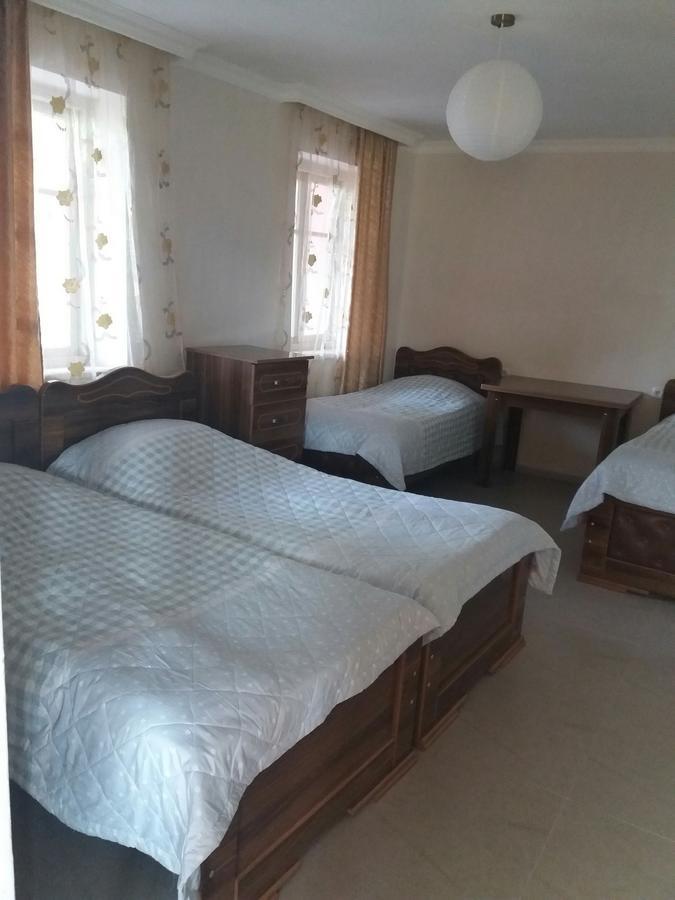 Guest House Racha Ambrolauri Exterior photo